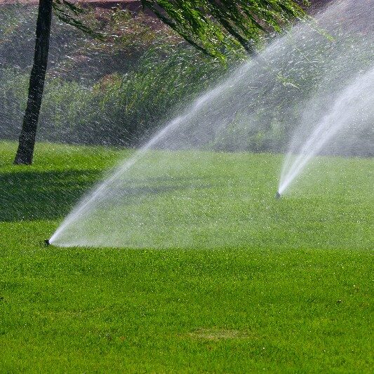 Innowacyjne systemy nawadniania ogrodu w Pile. Odkryj nasze rozwiązania.